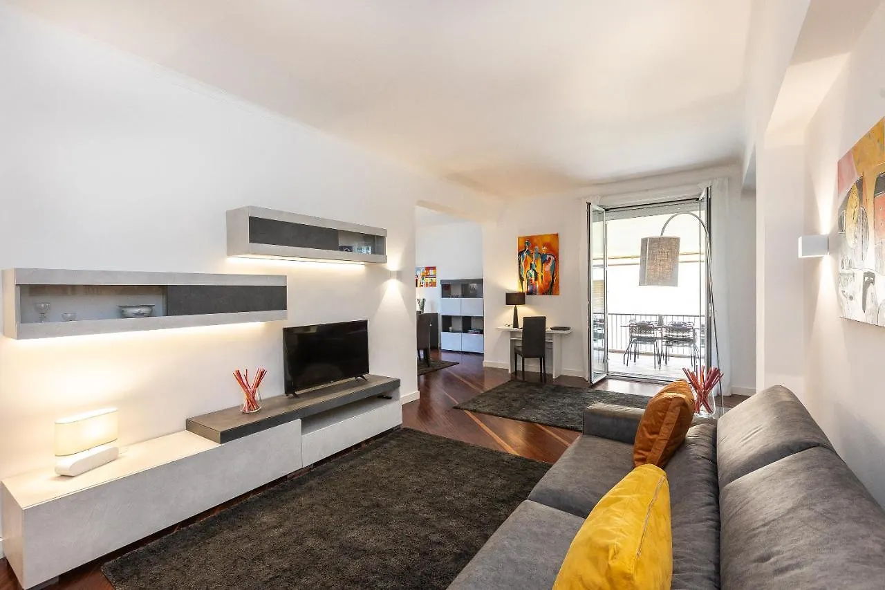 Ponte Milvio-Rental In Rzym 0*,